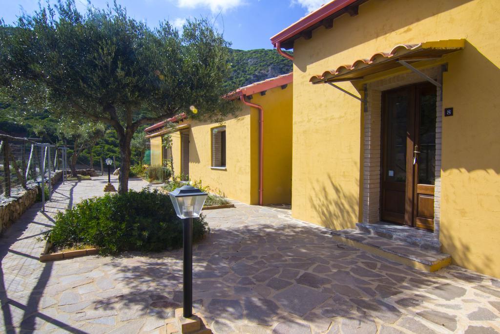 Agriturismo Sa Rocca Iglesias Buitenkant foto