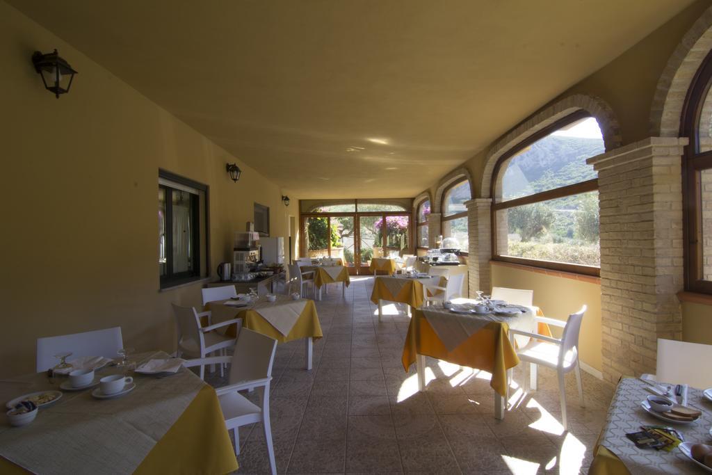 Agriturismo Sa Rocca Iglesias Buitenkant foto